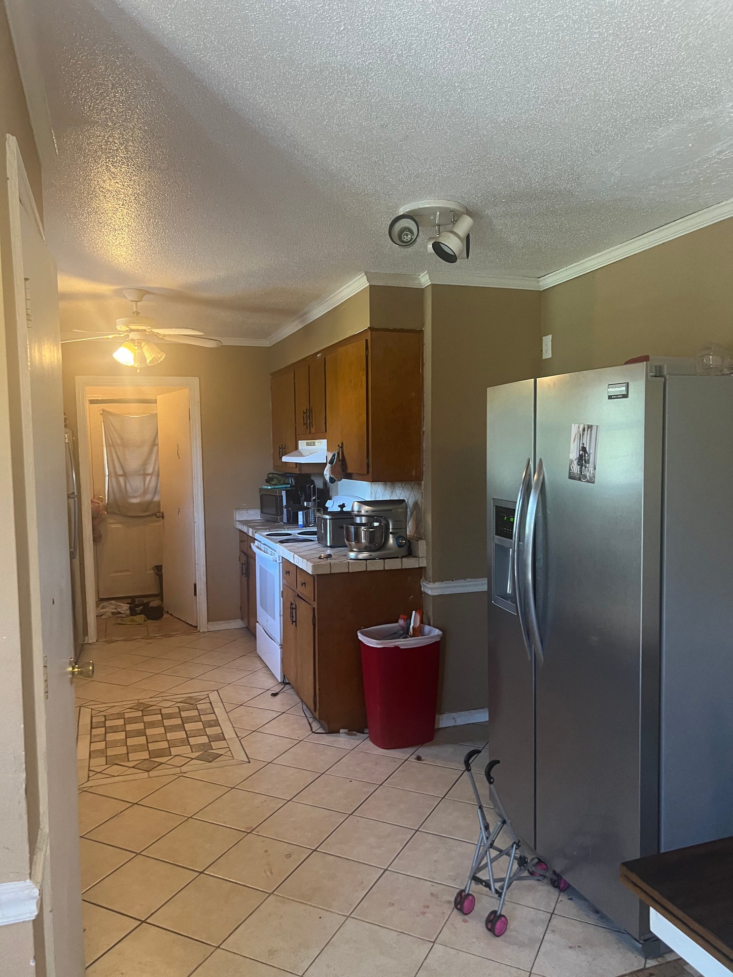 Ref 01067 2 Story 5 bdrm 3 bath Brick Home