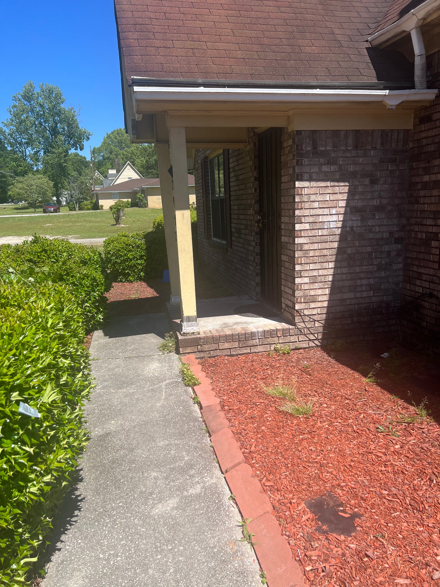 Ref 01067 2 Story 5 bdrm 3 bath Brick Home